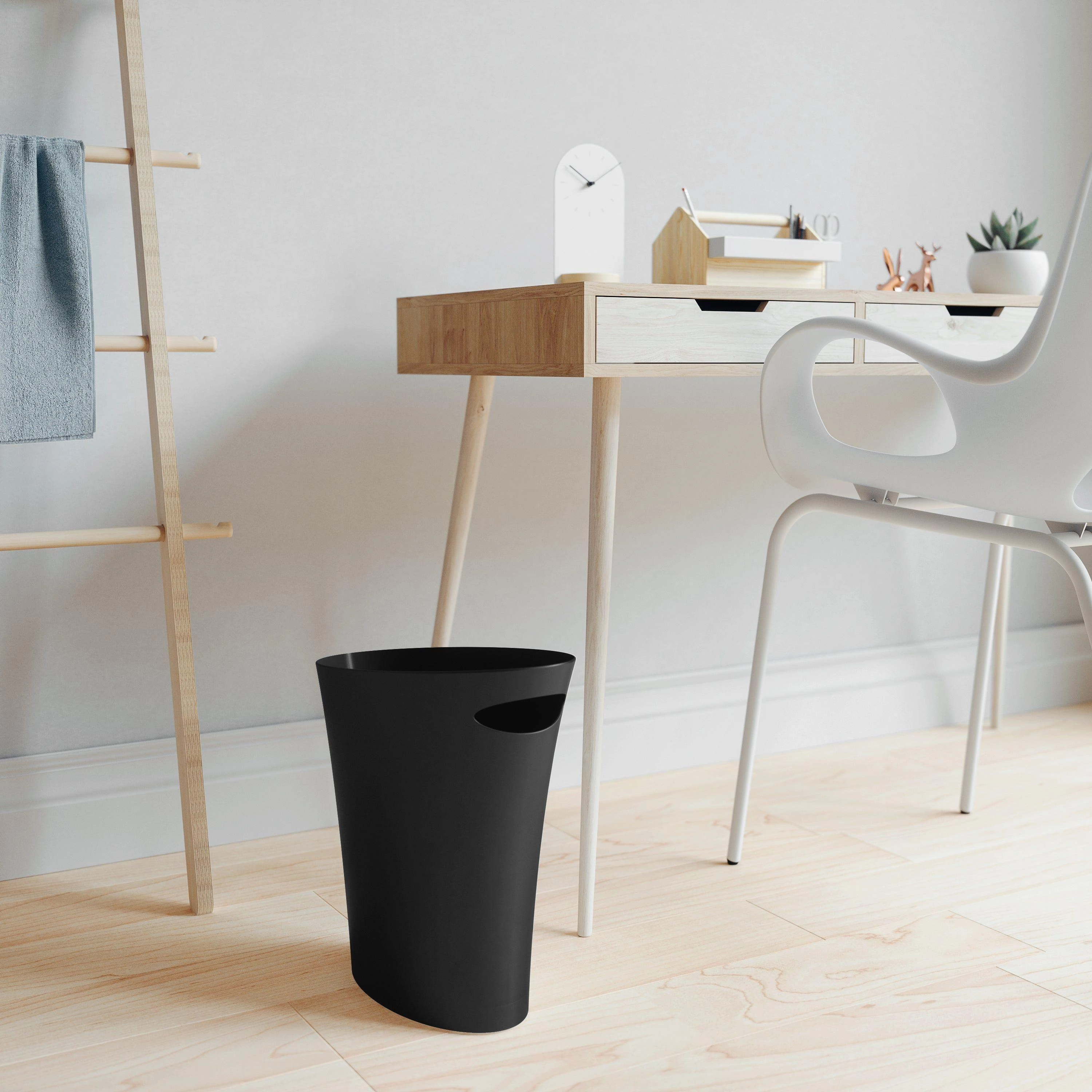 Skinny Trash Can 2-Gallon (7.5L) Capacity