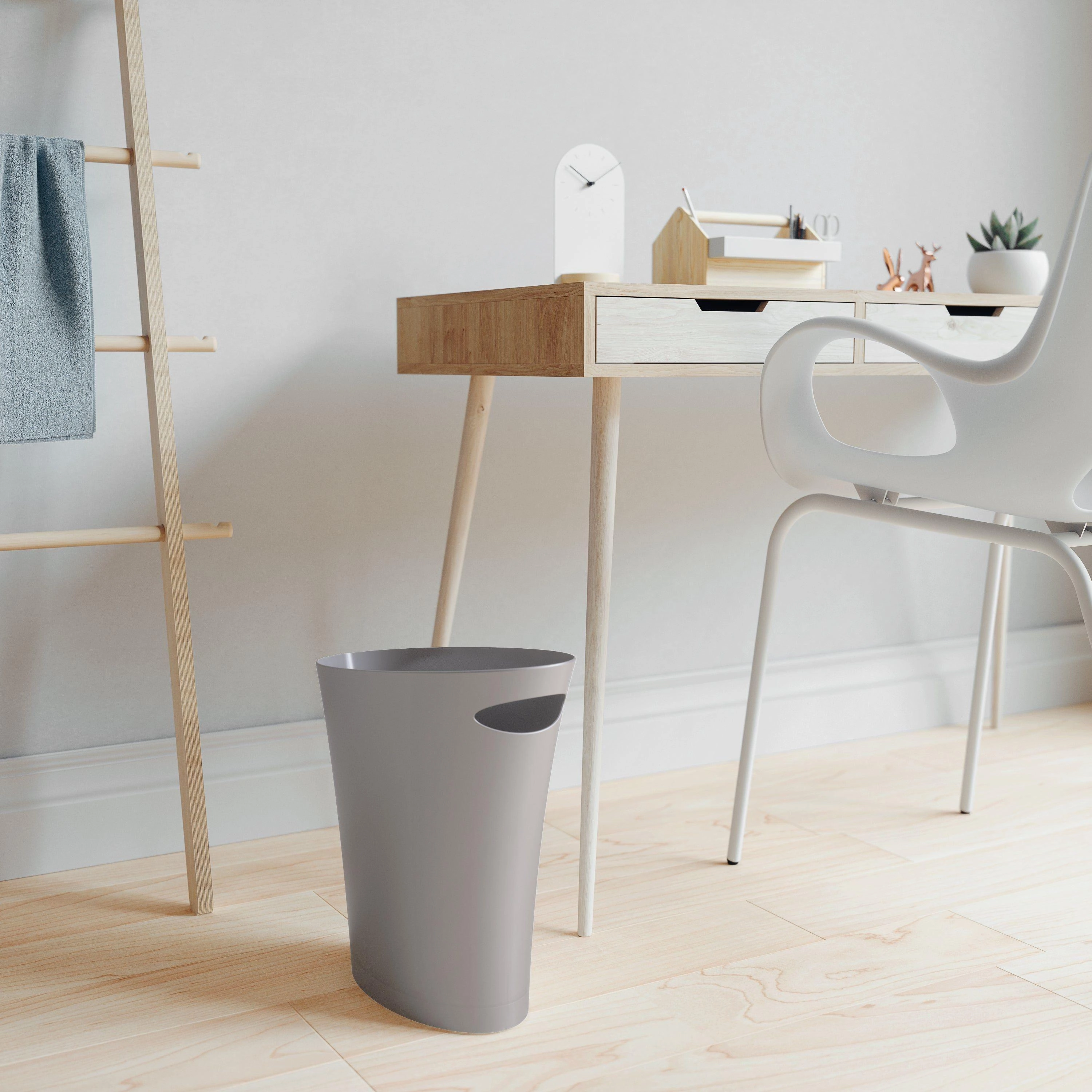 Skinny Trash Can 2-Gallon (7.5L) Capacity