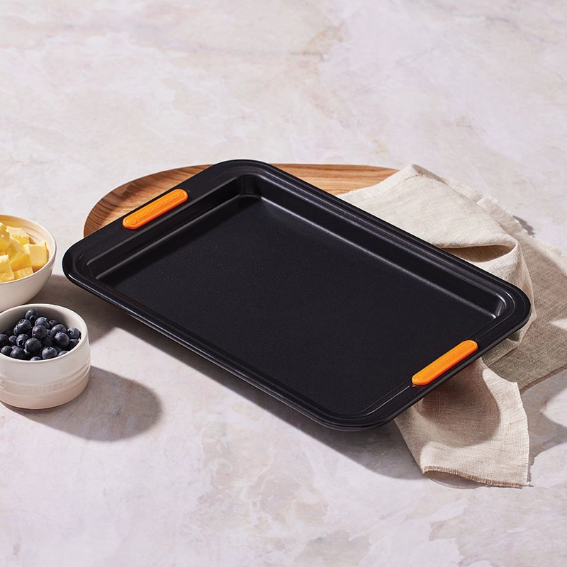 Small Baking Tray, 27cm, Satin Black