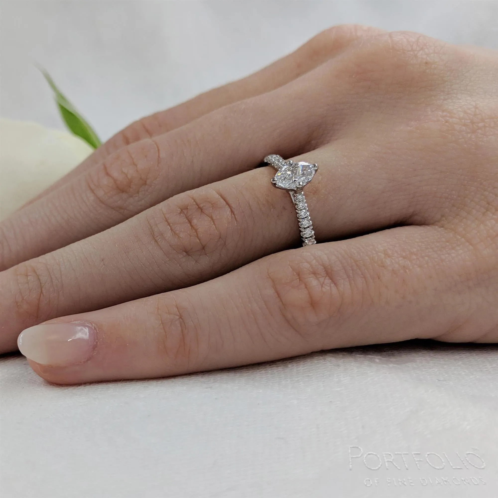 Solitaire 0.30ct F VS1 Diamond Platinum Ring