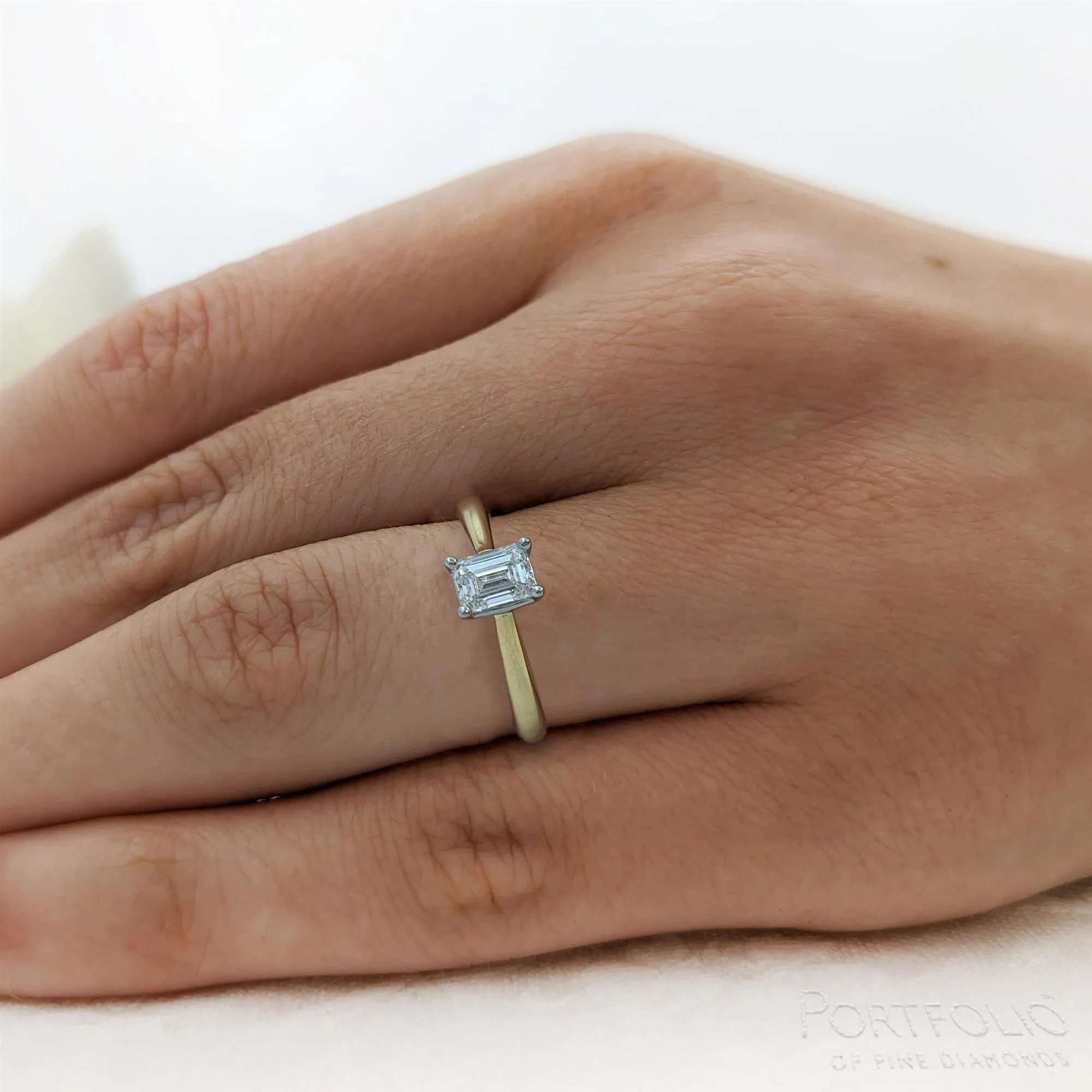 Solitaire 0.70ct G VS2 Diamond Yellow Gold/Platinum Ring