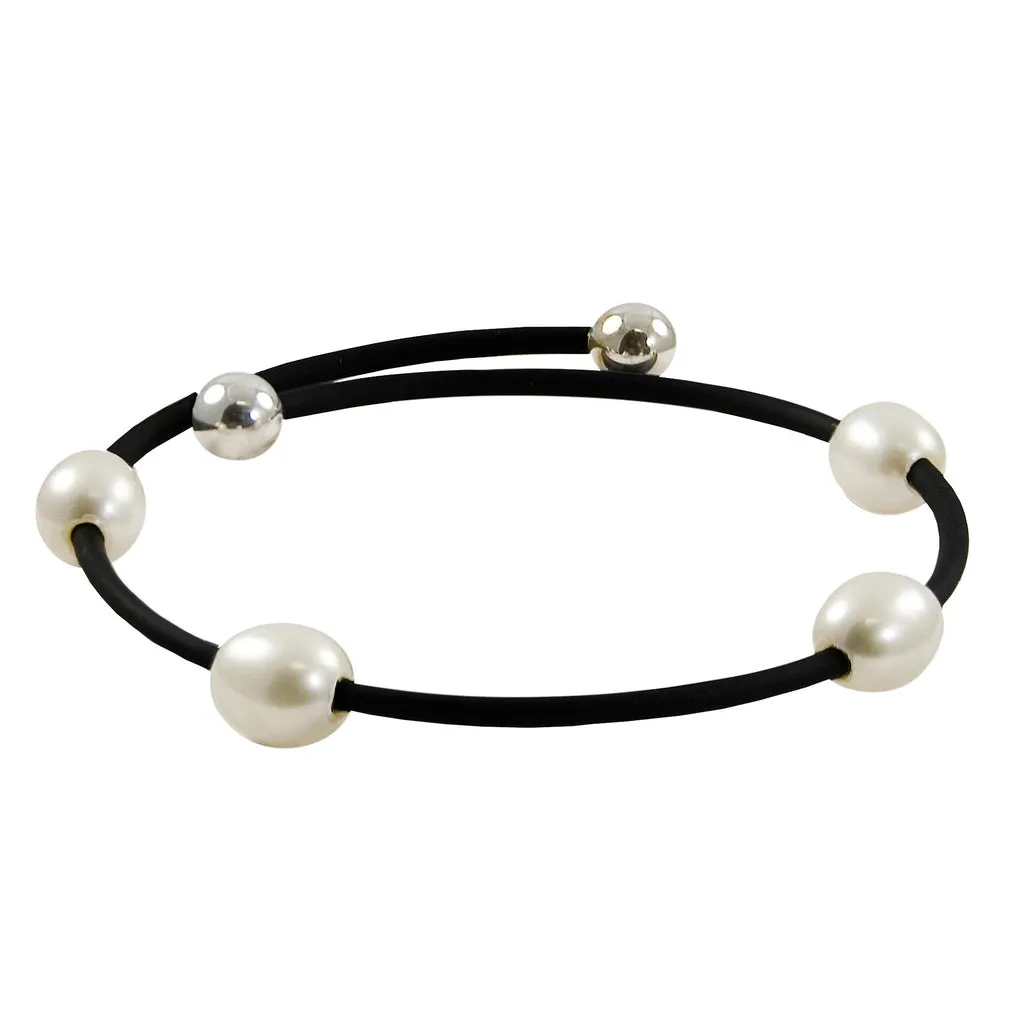 Sterling Silver 'Off The Cuff' Freshwater Pearl Bracelet