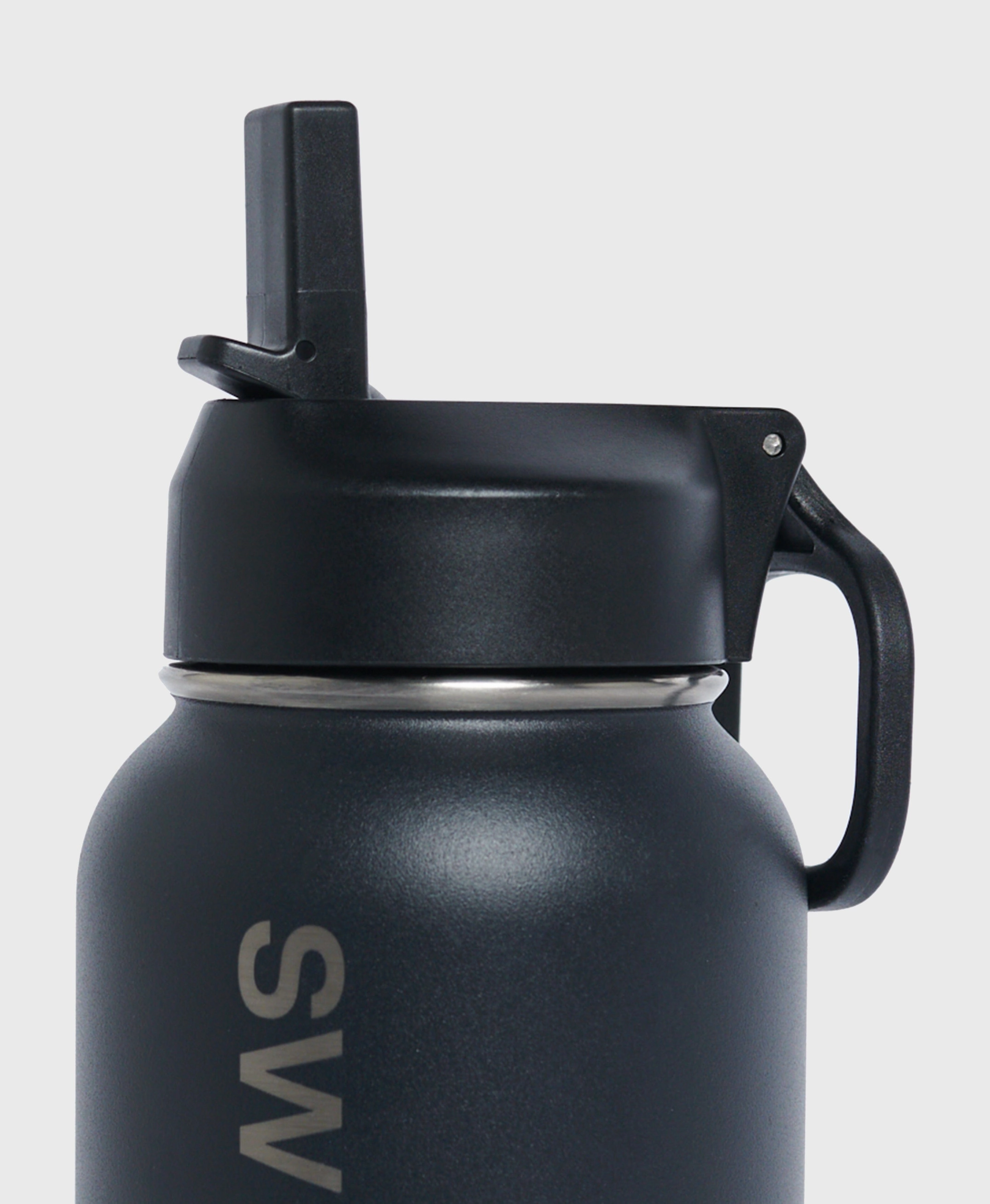 Sweaty Betty Keep It Chill Straw Water Bottle 950ml in Black
