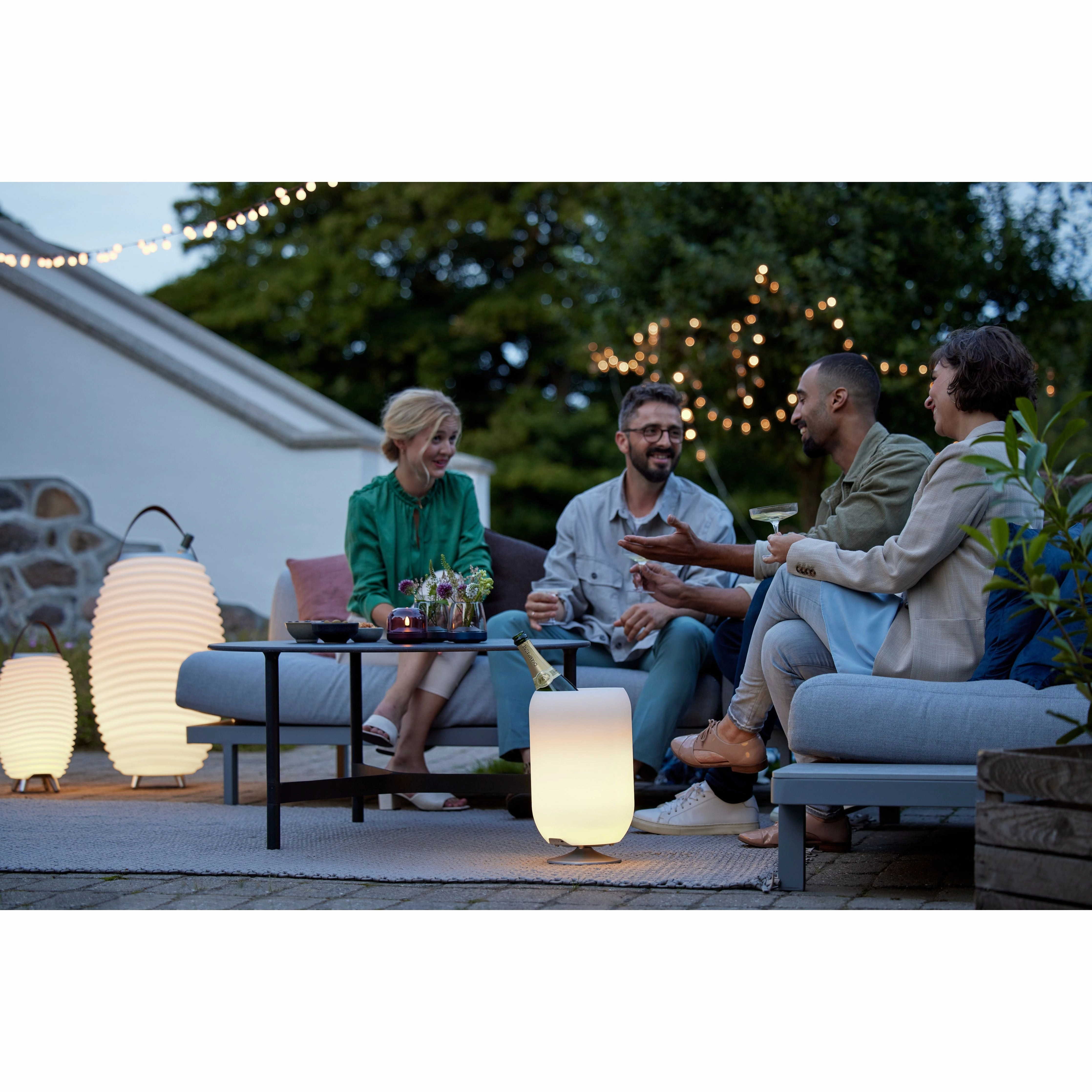 Synergy 65 Rechargeable Indoor/Outdoor Speaker Lamp