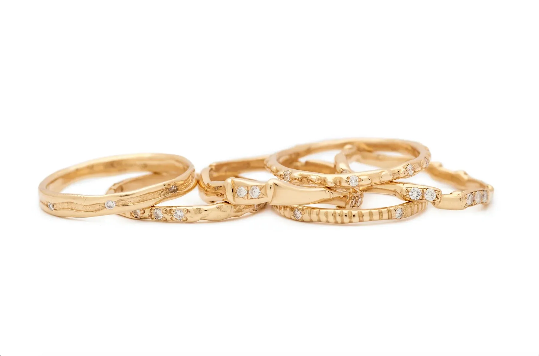 Thin Connector Ring with 10 Diamonds