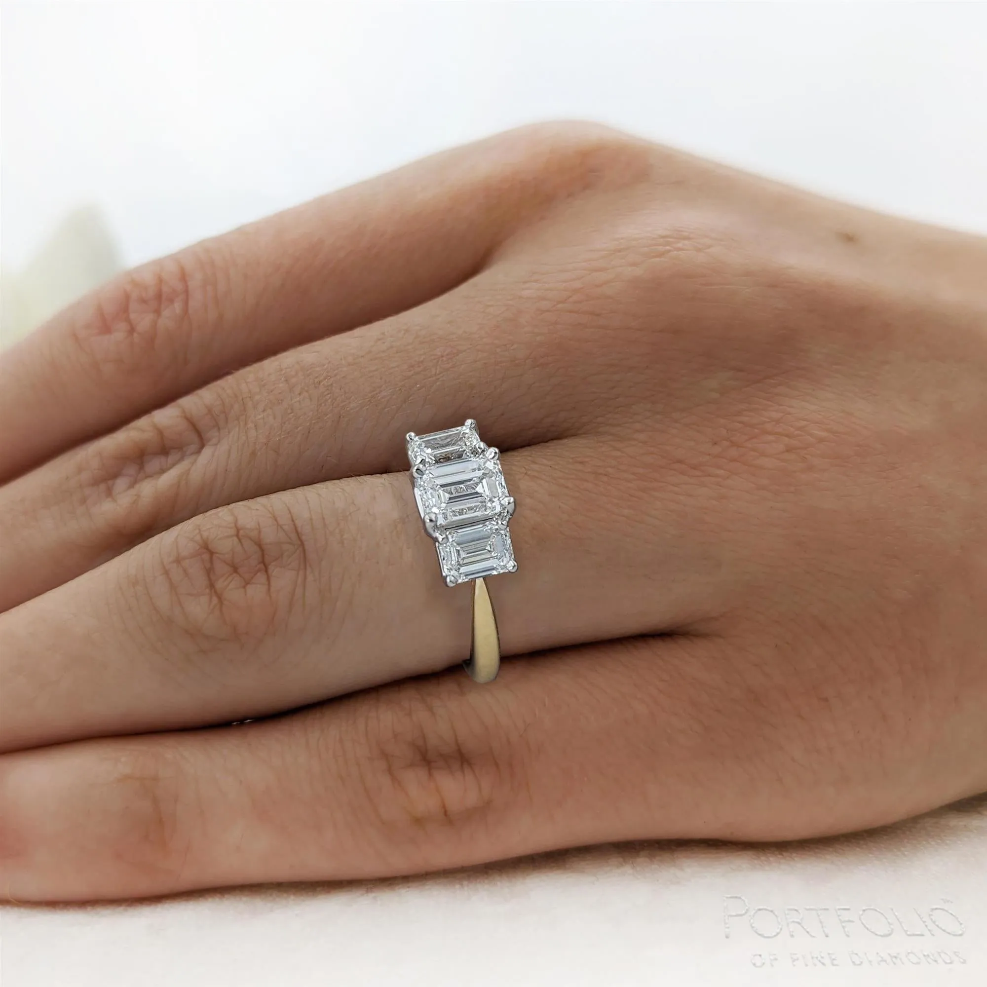 Three Stone 0.90ct G VS1 Diamond Yellow Gold/Platinum Ring