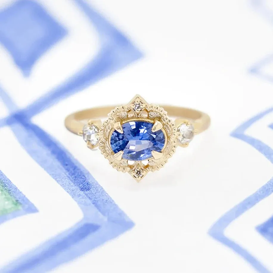 Venise Frame Blue Sapphire Ring