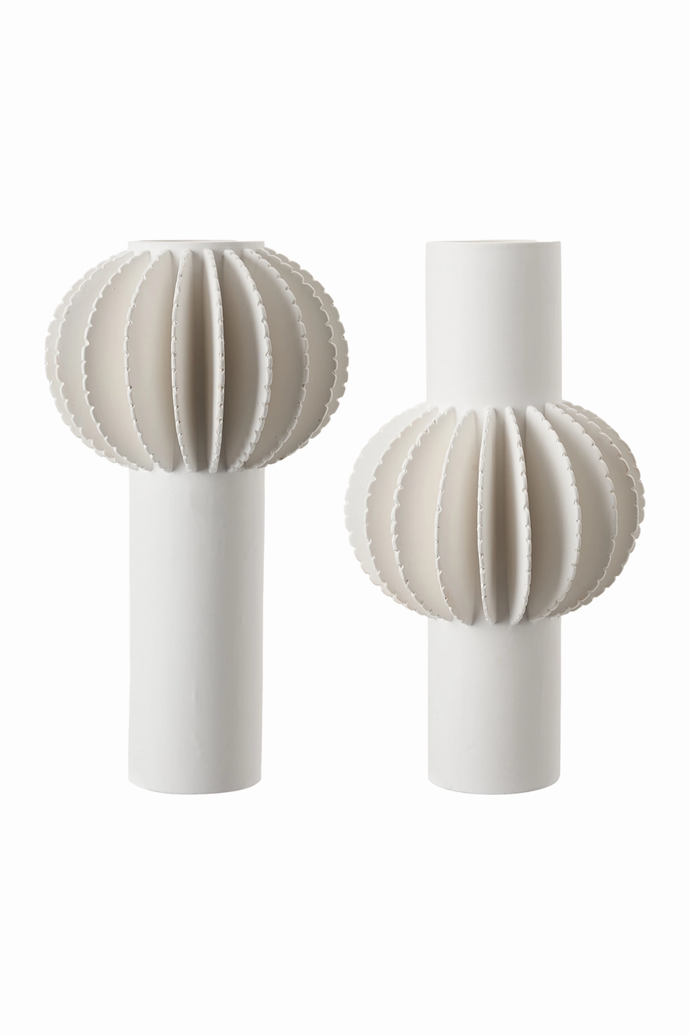 White Ceramic Bud Vase | Liang & Eimil Relia