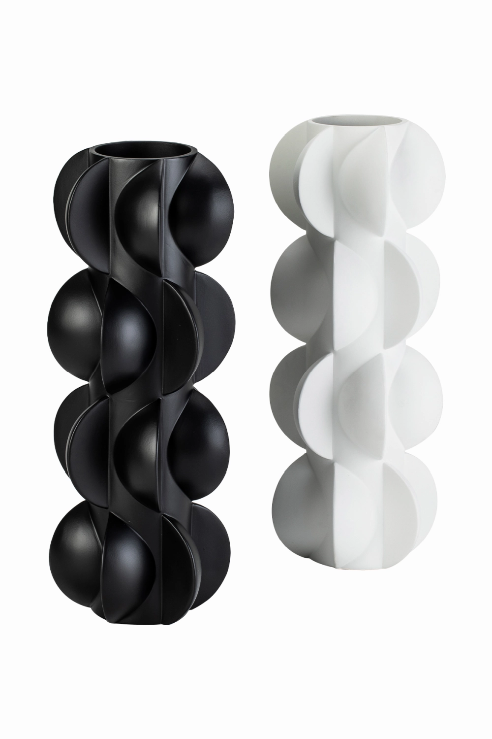 White Sculptural Vase | Liang & Eimil Pillaton I