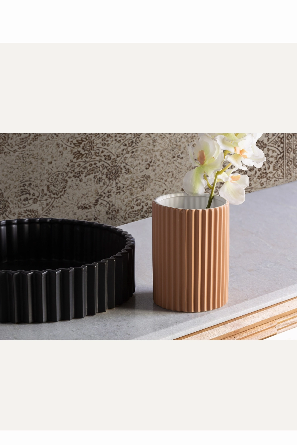 White Stone Fluted Vase | Vical Home Pliss
