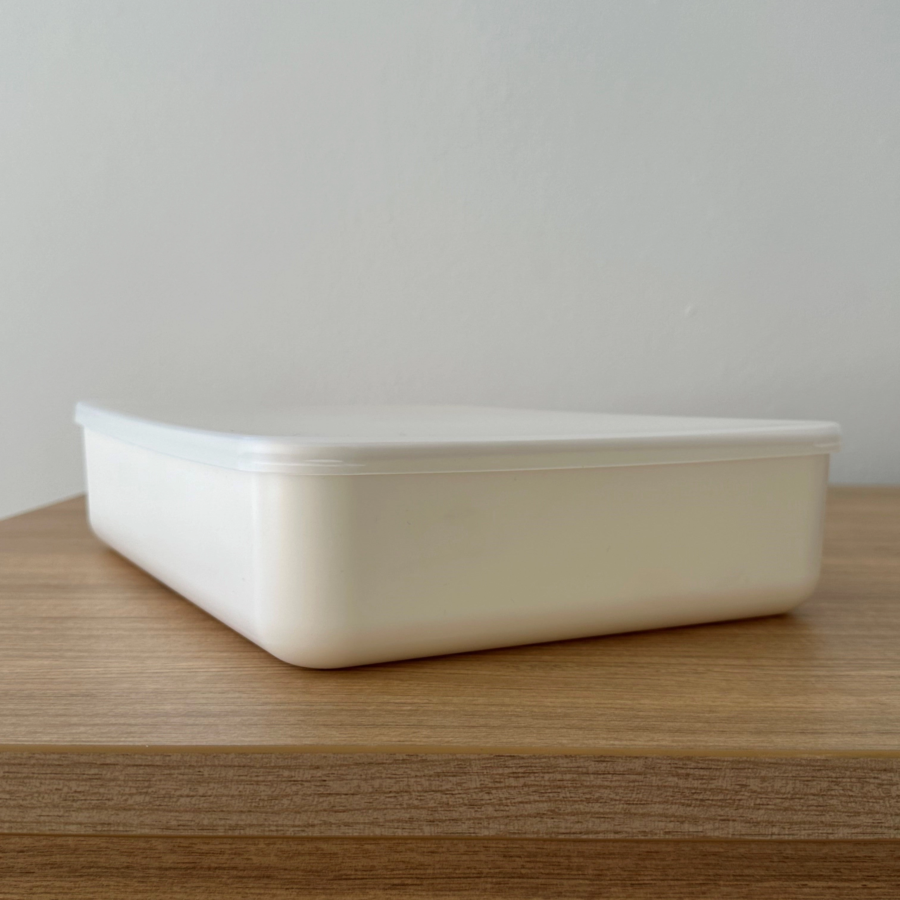 White Storage Container with Plastic Lid - 12 Pack