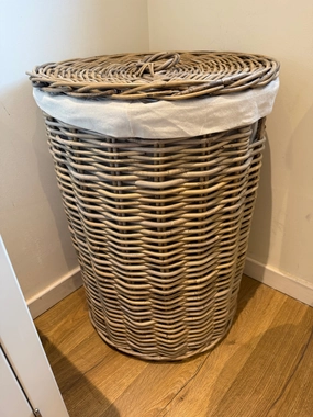Wovenhill Round Kubu Rattan Laundry Baskets laundry organizer,dirty clothes basket,plastic laundry basket